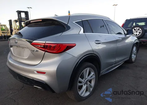 2018 Infiniti Qx30 Premium z USA, uszkodzony, nr VIN SJKCH5CP8JA044056